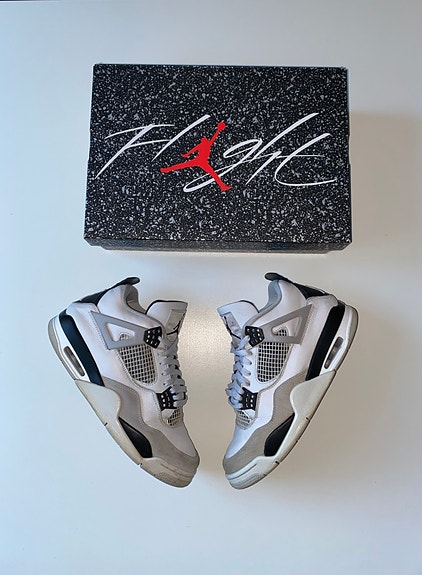 Jordan 4 Military Black koko 42.5 / US 9