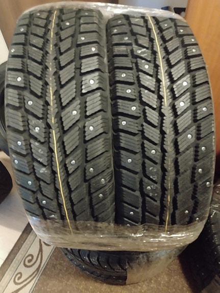 225/70 r15c nastarenkaat 4kpl