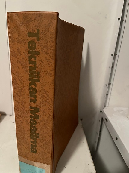 Product image 1 of 3