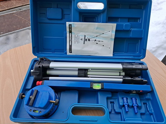 Laser vatupassi