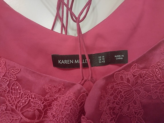 Karen Millen toppi 100% silkkiä