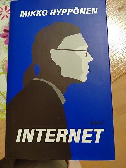 Internet-kirja (toim.kulut jo hinnassa)