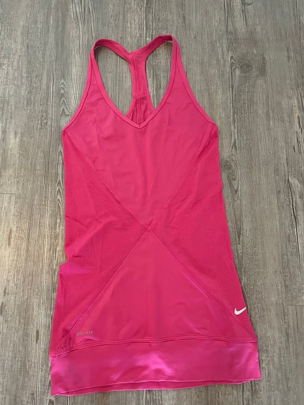 Urheilutoppi, Nike