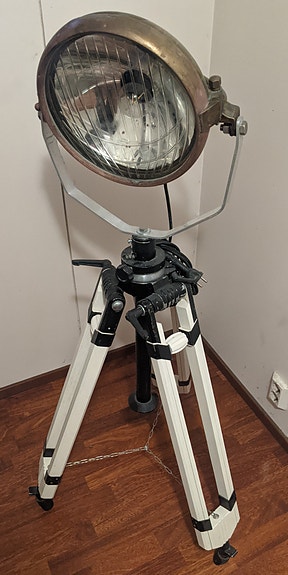 Product image 1 of 8