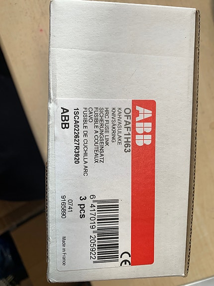 Product image 1 of 2