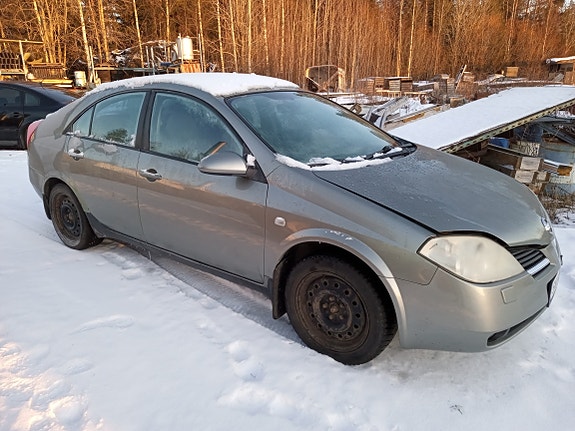 Autoja osina tai kokonaan.