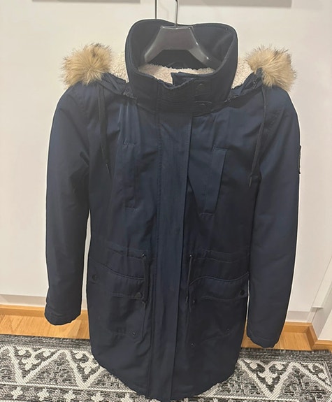 Product image 1 of 9