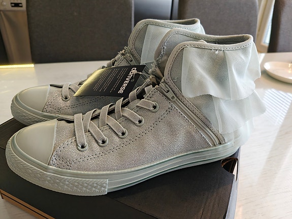 Product image 1 of 2