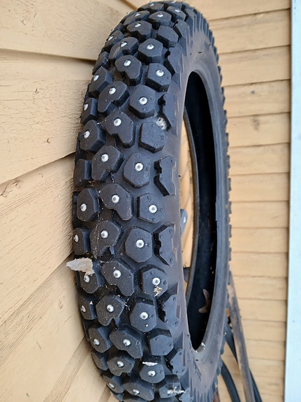 Product image 1 of 2