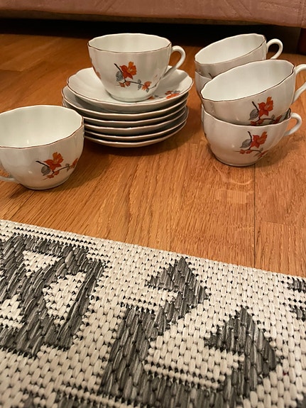 Arabia kahvikupit + lautaset