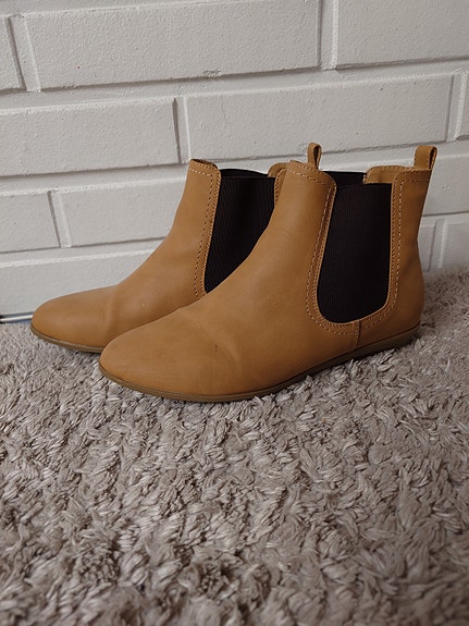 Vox ruskeat nilkkurit 40