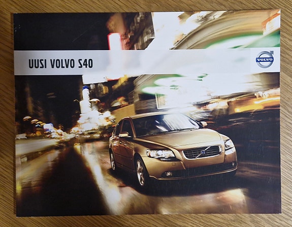 Volvo S40 2008 -esite