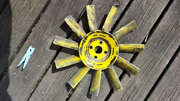 Product image 1 of 3