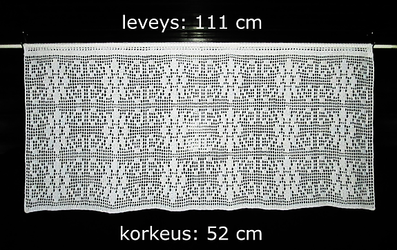 Uusi kaunis käsin virkattu kappaverho.