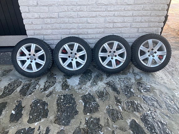 Audi Alkuperäiset Aluvanteet 16" & Nokian Hakkapeliitta Nastarenkaat