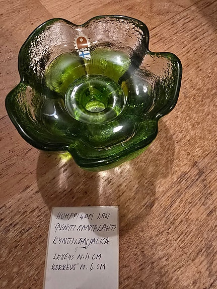 Humppilan lasi Pentti Santalahti kynttilänjalka
