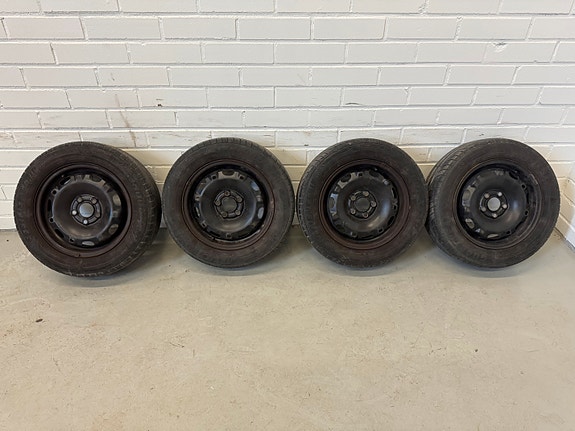 14" Peltivanteet ja 175/65/14 kesärenkaat (61)