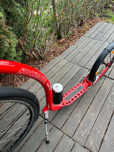 Myydään Kickbike Sport G4 koiravarustein