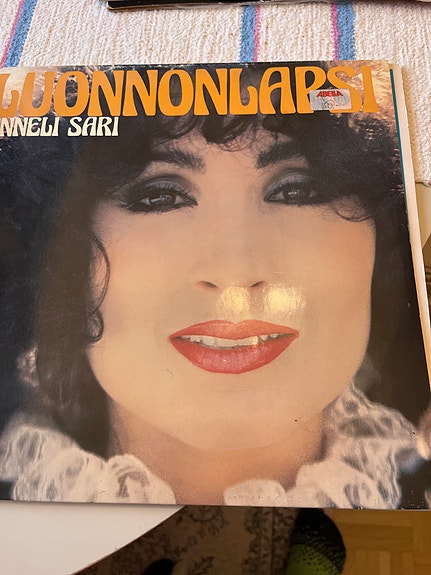 LP Luonnon lapsi Anneli Sari