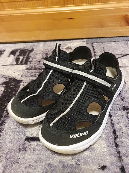 Viking sandaalit 39