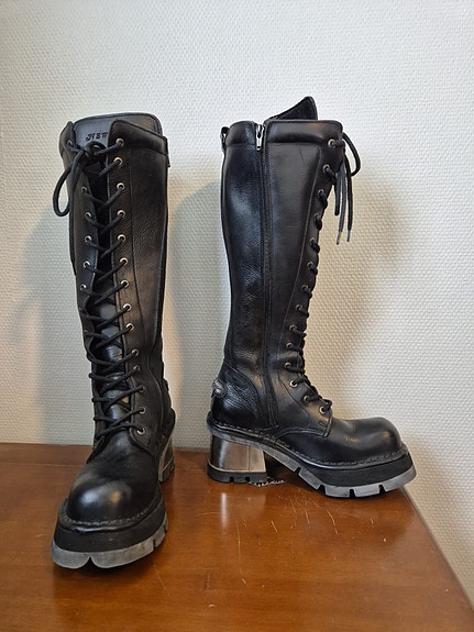 Naisten New Rock saappaat