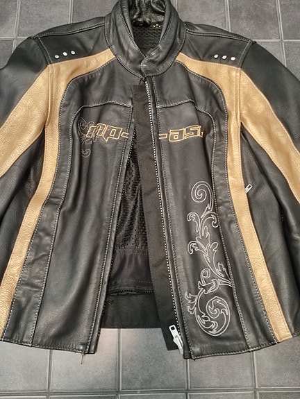 Product image 2 of 11