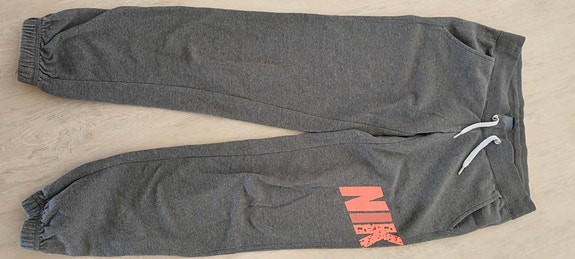 Nike collegehousut