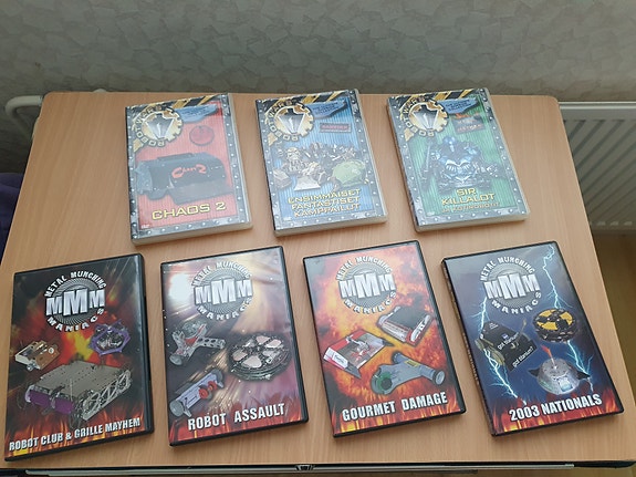 7 kpl. Robot Wars & Metal Munching Maniacs DVD