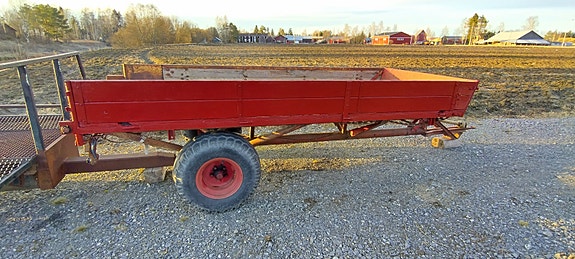 Peräkärry jf