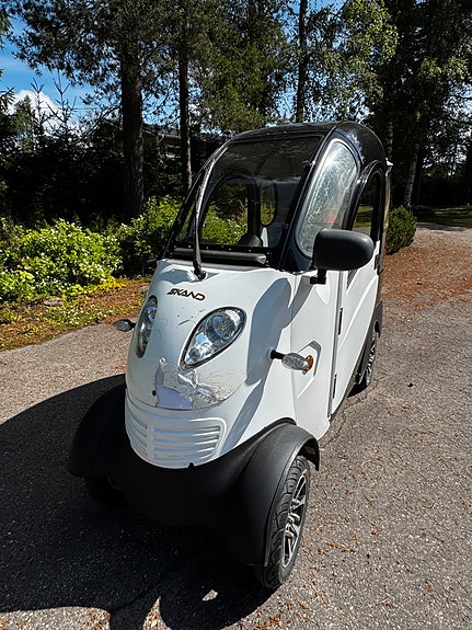 Product image 2 of 5