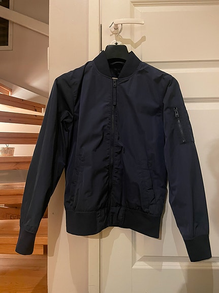 Hollister kuoritakki XS / 164
