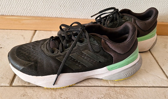 Adidas response super -lenkkarit koko 40