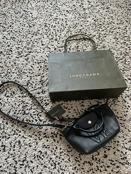LONGCHAMP