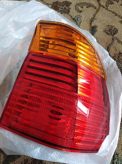BMW E39 touring OEM takavalo