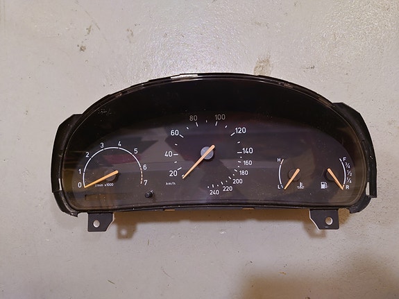 Saab og 9-3 mittaristo