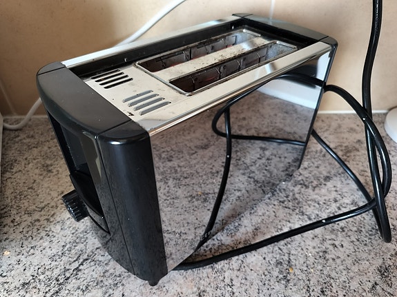Leivänpaahdin Electrolux