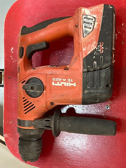 HILTI Akkuporavasara