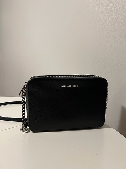 Michael Kors Jet Set crossbody