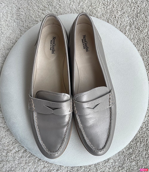 Naisten Nero Giardini loaferit/ kengät