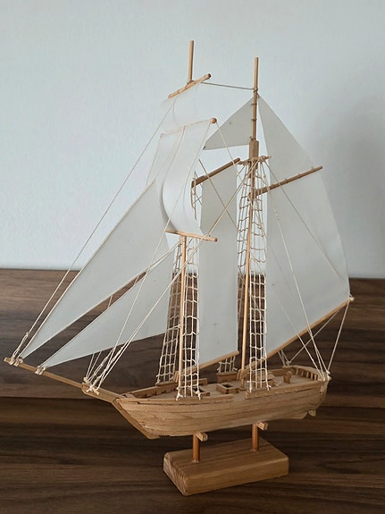 Käsintehty laiva