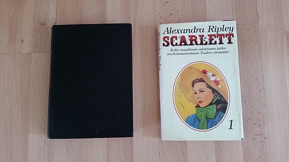 Tuulen viemää osa 1 sekä jatko-osa Scarlett osa 1