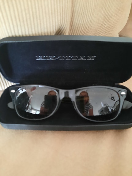 Käyttämättömät Ray Banit