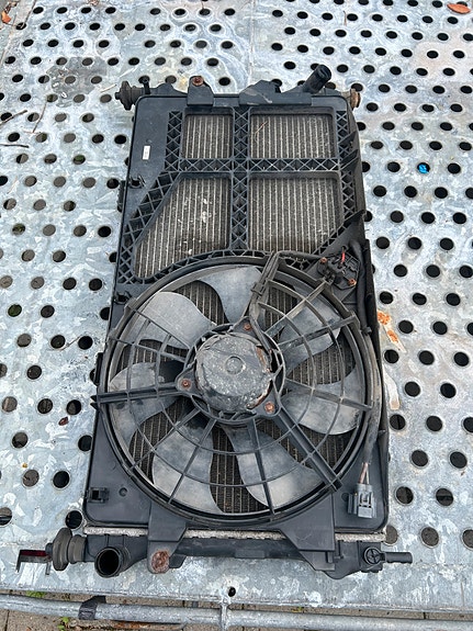 Ford Transit 2003 jäähdytinpaketti