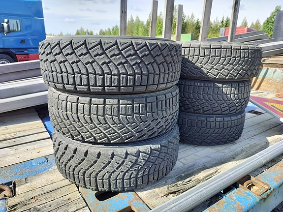 Ralli renkaita 195/70r15 6kpl
