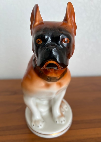 Lomonosov posliini LFZ figuuri