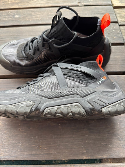 Palladium matalavartiset tennarit