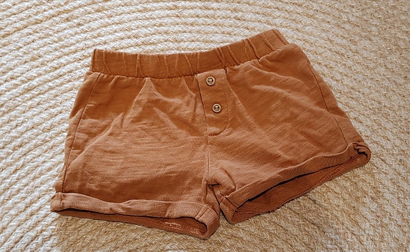 Hm shortsit 74