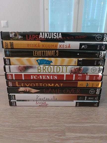 Kotimaisia DVD-elokuvia
