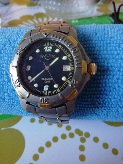 Focus Titanium rannekello