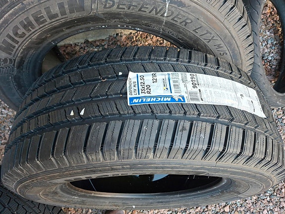Michelin kitkarenkaat 35x12,5-20